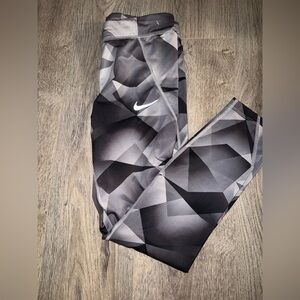 Nike Dri-Fit Men’s Compression Pants M